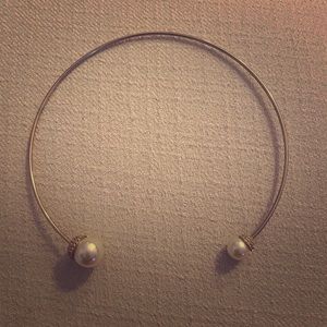 Pearl choker necklace